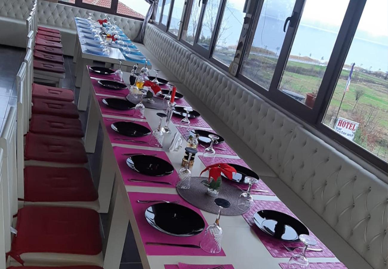 Hotel Villa Stone Dream Bar Restaurant Udenisht Zewnętrze zdjęcie