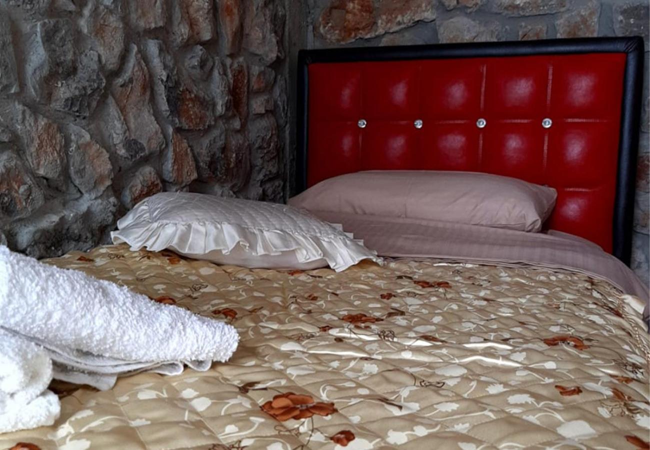 Hotel Villa Stone Dream Bar Restaurant Udenisht Zewnętrze zdjęcie
