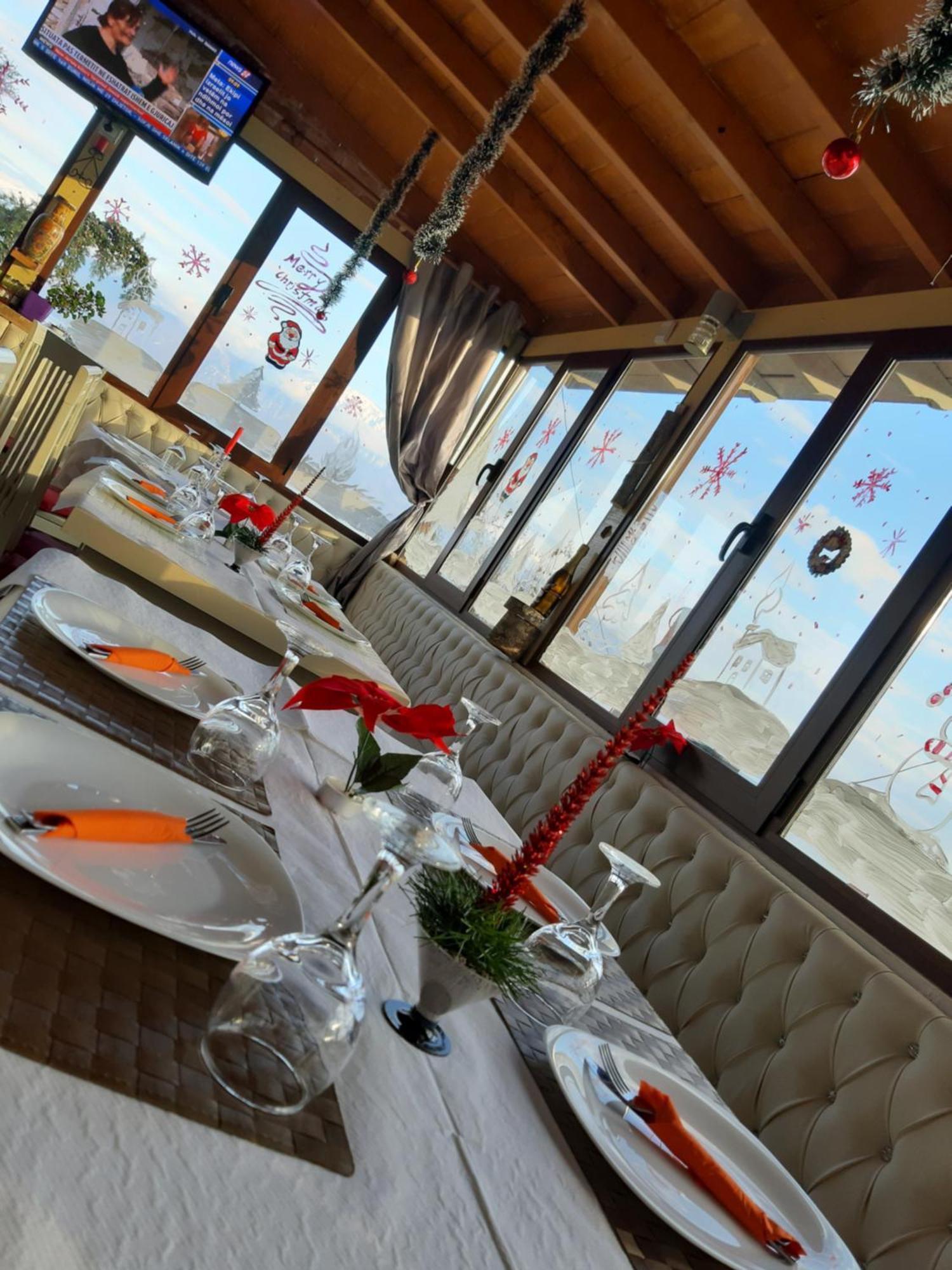 Hotel Villa Stone Dream Bar Restaurant Udenisht Zewnętrze zdjęcie