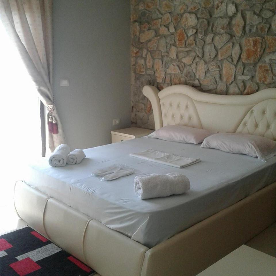 Hotel Villa Stone Dream Bar Restaurant Udenisht Zewnętrze zdjęcie
